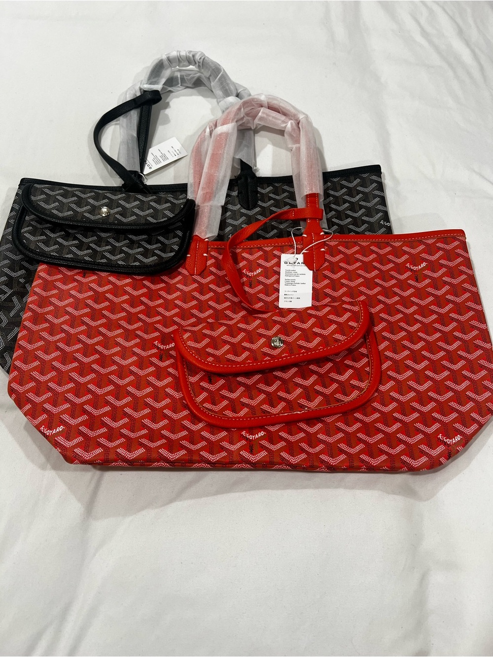 Beautiful Orange and black FASHION Tote Bags with Matching Pouch.😍. LAST ONE!